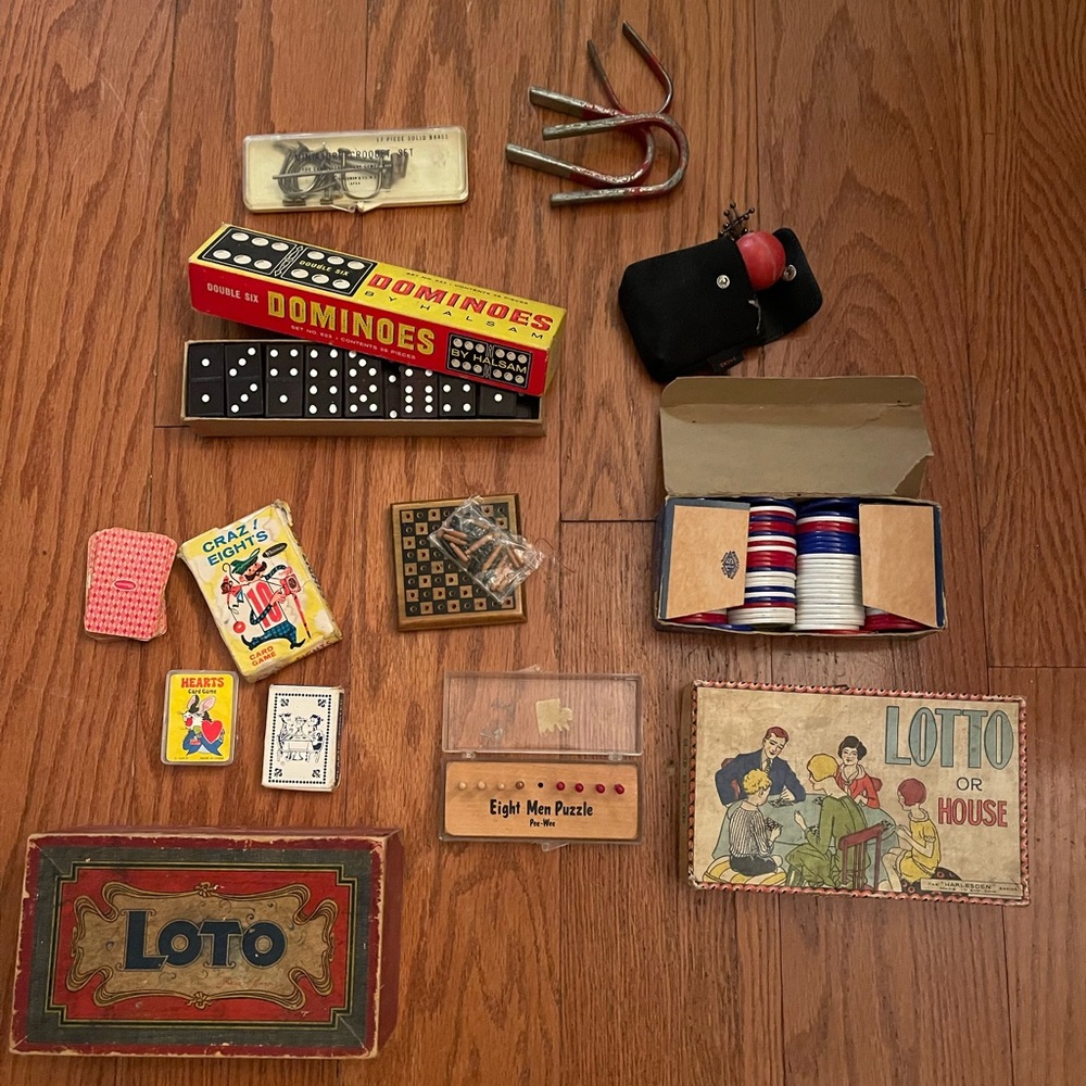 Vintage game collection (14 items)